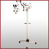 Manufacturer, Exporter and Supplier of Zoom Operating Microscopes