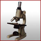 Manufacturer, Exporter and Supplier of Deluxe Advance Student Microscope